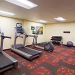 Courtyard By Marriott Fresno