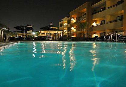 Courtyard By Marriott