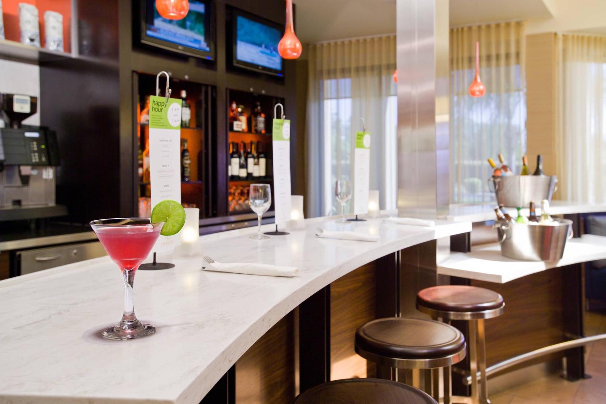 Courtyard By Marriott Hotel Fresno