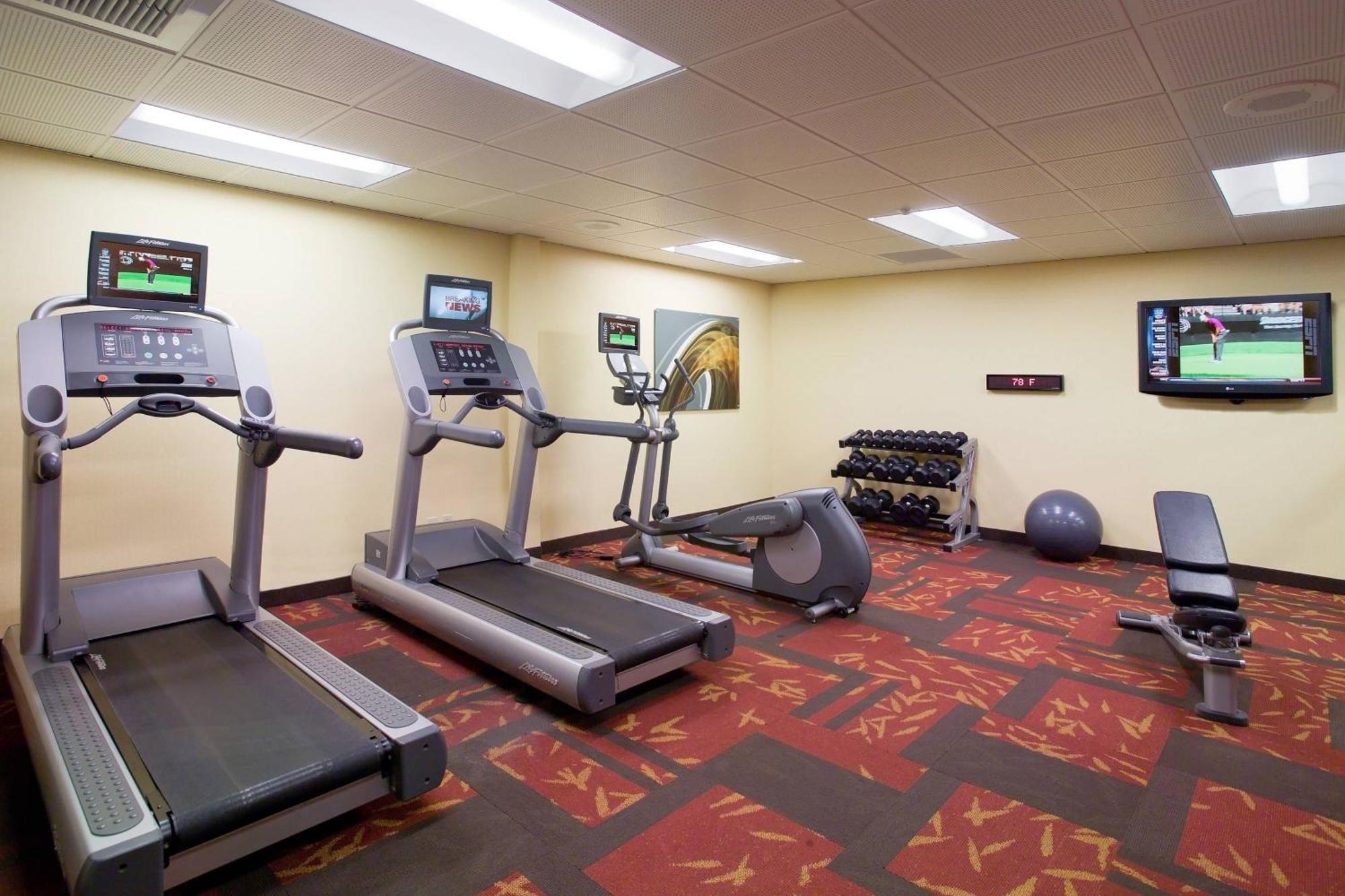 Hotel Courtyard By Marriott