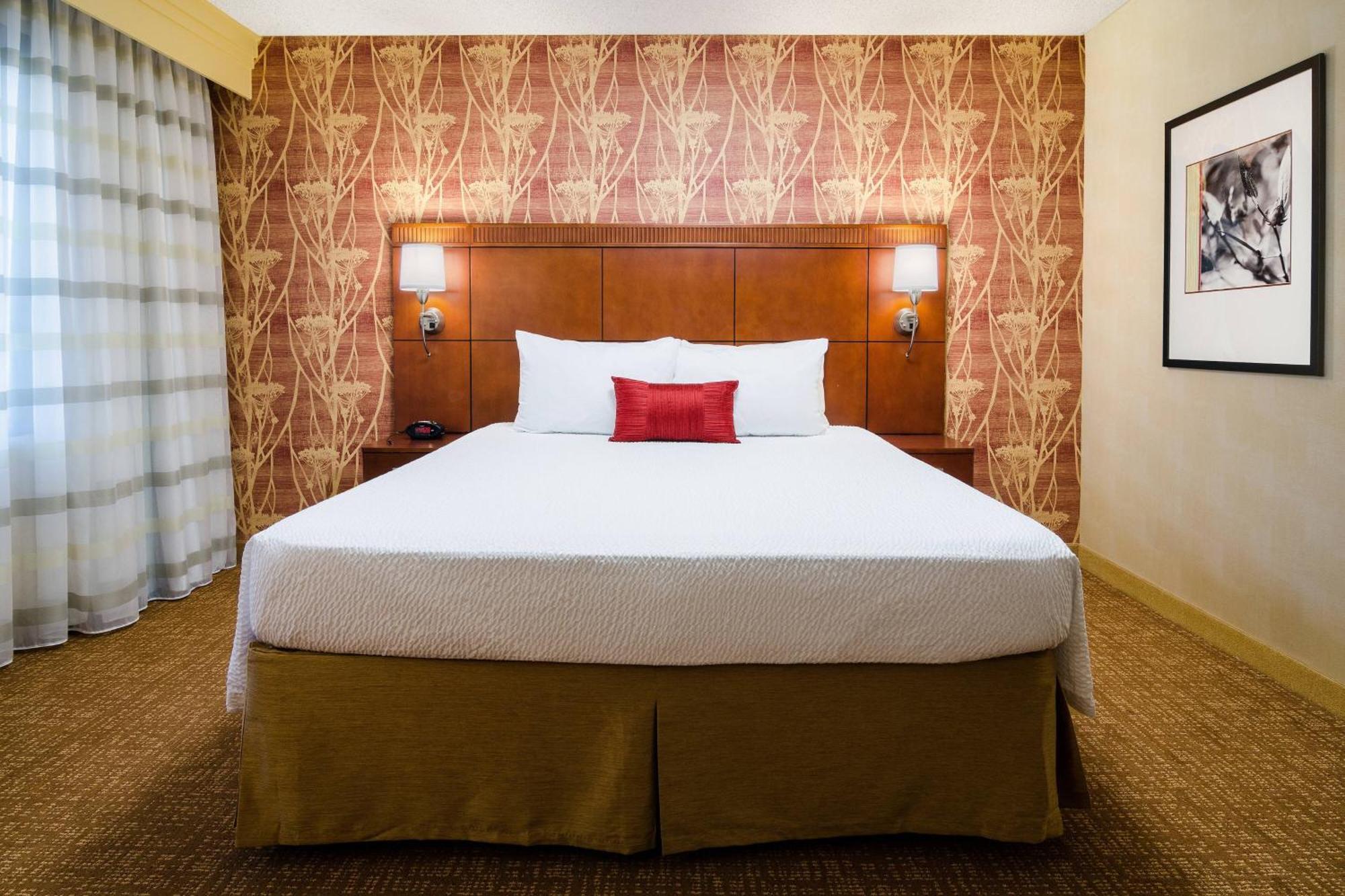 Hotel Courtyard By Marriott Fresno