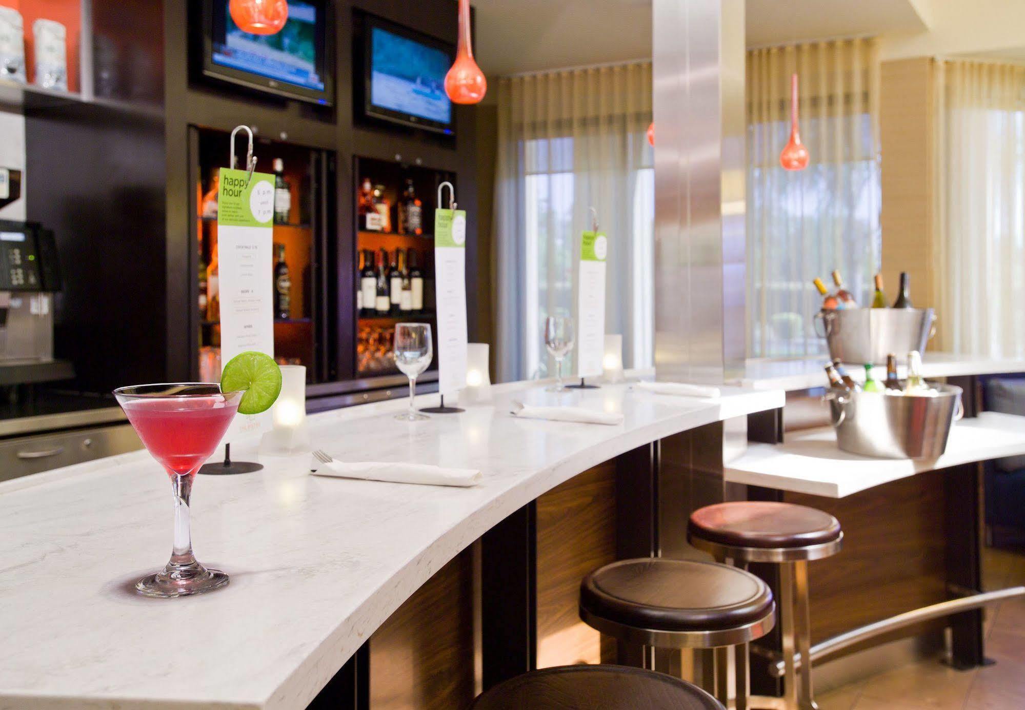 Courtyard By Marriott Hotel 3*